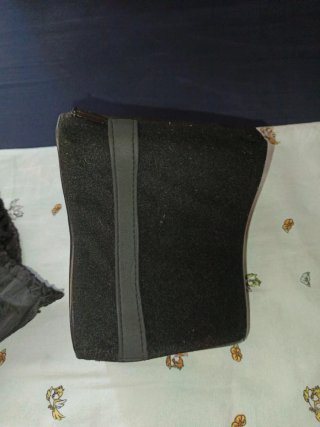Cuscino rialzo gamba chitarra