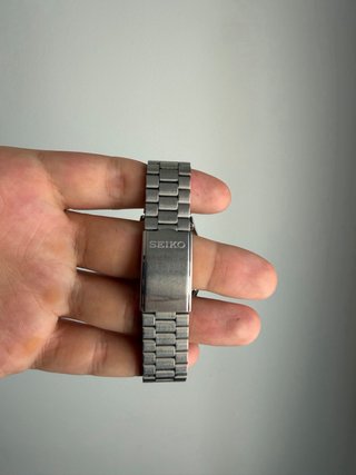 Reloj Seiko 5 Automatic Plata y Blanco