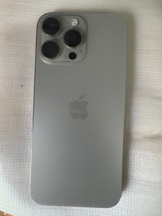 iPhone 16 Pro Max