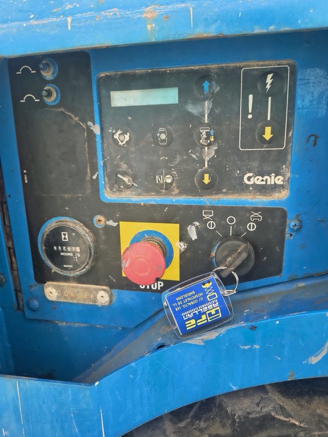 Plataforma Genie GS-3268 RT