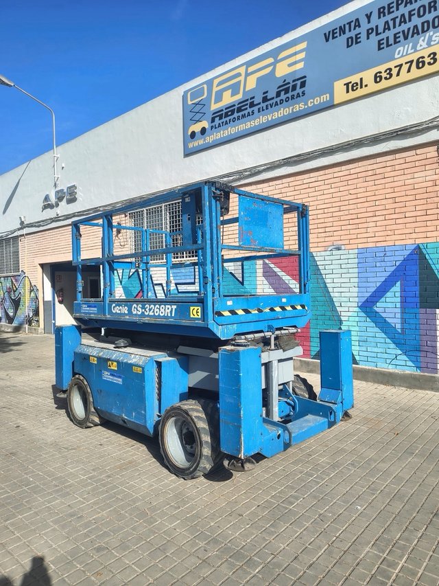 Plataforma Genie GS-3268 RT