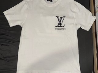Camiseta Louis Vuitton Blanca Logo LV