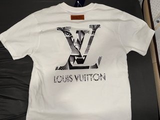 Camiseta Louis Vuitton Blanca Logo LV