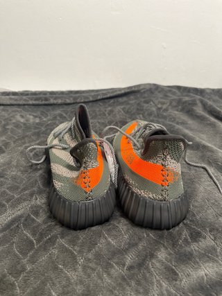 Adidas Yeezy 350 V2 Beluga