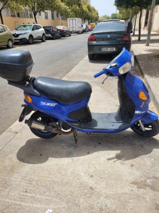 Ciclomotor Daelim Message 50 Azul