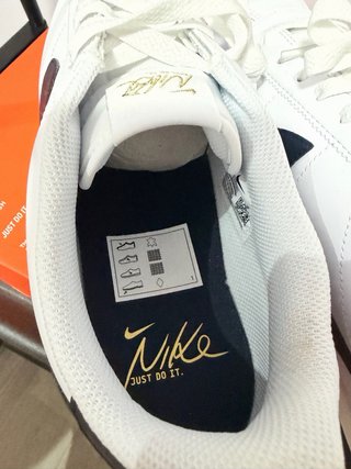 Nike Cortez Blancas y Azul Marino