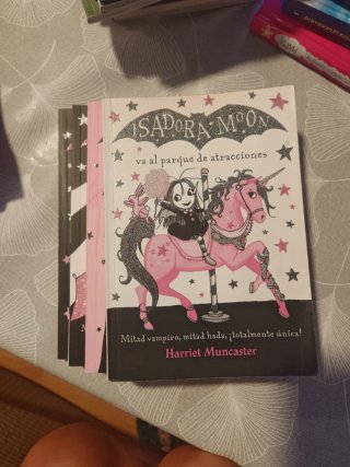 Libros de Isadora Moom