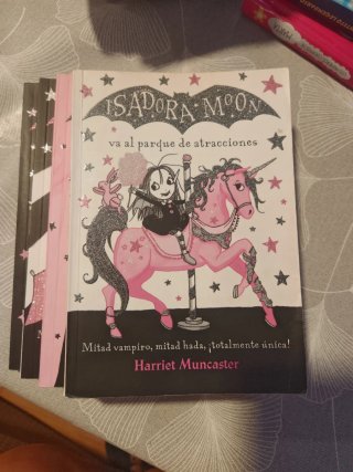 Libros de Isadora Moom