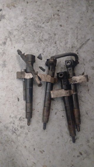 Inyectores diésel Mercedes 651