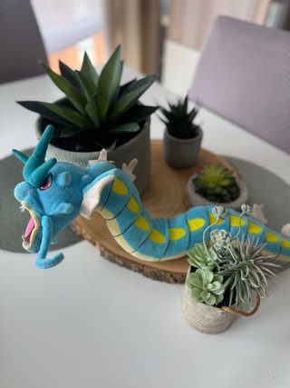 Peluches Pokémon: Pikachu, Dragonite y Gyarados