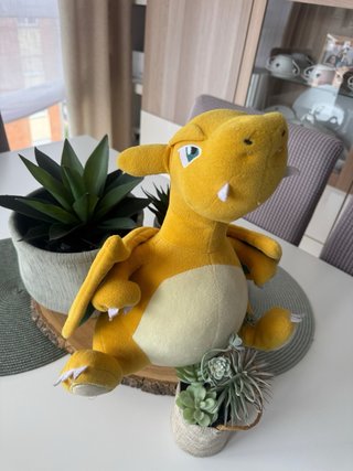Peluches Pokémon: Pikachu, Dragonite y Gyarados