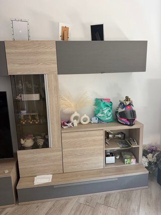 Mueble comedor y 6 sillas