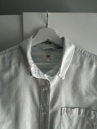 Camisa Levi's Rayas Azul y Blanco Talla S