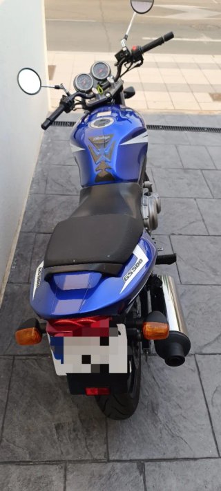 Suzuki GS 500 E Azul y Negra