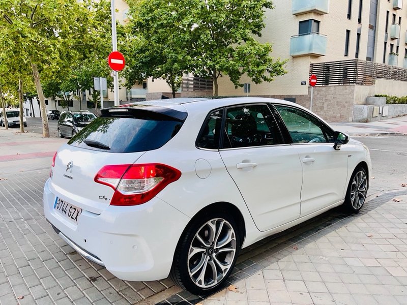 Citroën C4 2.0 HDI Exclusive 2011, foto 4