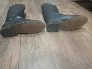 Botas camperas niño marrón. Marca Roberto Garrudo.
