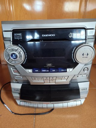 Radio Daewoo CD, Cintas y Aux