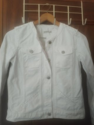 Chaqueta vaquera blanca Stradivarius