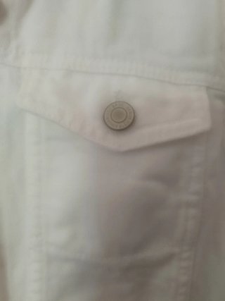 Chaqueta vaquera blanca Stradivarius