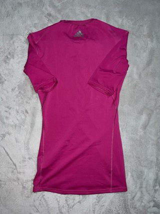 Camiseta Adidas ceñida Player Version Rosa talla S
