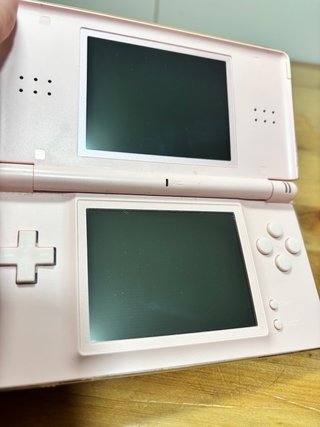 Nintendo DS Lite Rosa + Accesorios