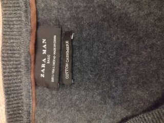 Jersey Zara Man cuello pico algodón cashmere gris