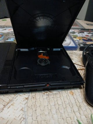 Playstation 2 Slim + 5 Juegos