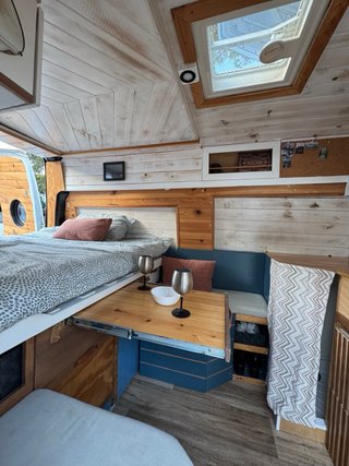 FORD TRANSIT CAMPER