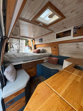 FORD TRANSIT CAMPER