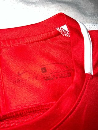 Camiseta Deportiva Nike Roja Talla L
