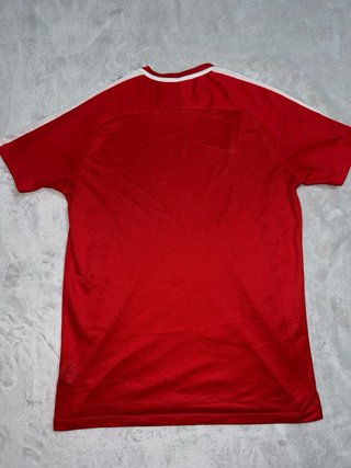 Camiseta Deportiva Nike Roja Talla L