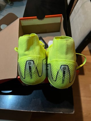 Zapatillas Nike Mercurial Fútbol Talla 43