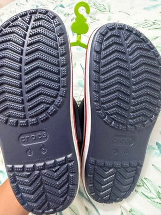 Crocs Talla 36-37 con Jibbitz