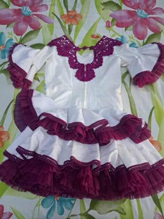 Traje de flamenca para niña