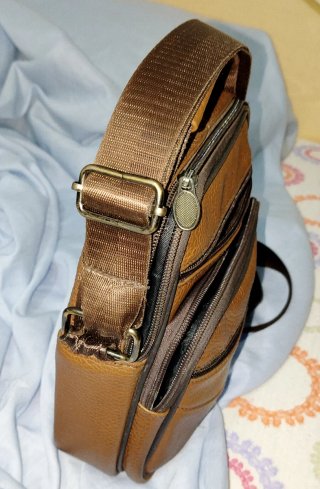 Bolso bandolera hombre piel marrón