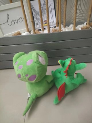 Lote 2 muñecos dinosaurio peluche
