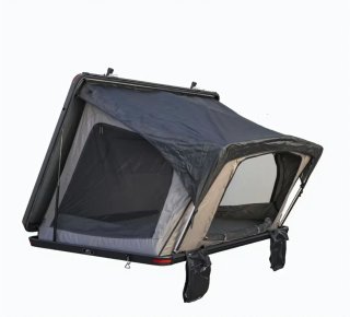 Tienda de techo con panel solar