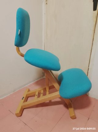 Silla ergonómica Ecopostural como nueva