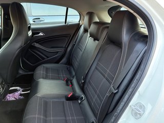 Mercedes-Benz GLA 2015