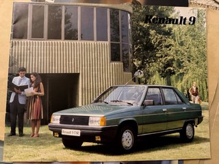 Lote 6 Catálogos Renault Clásicos