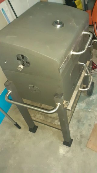 Barbacoa Carbón ( recoger en Villajoyosa alicante)
