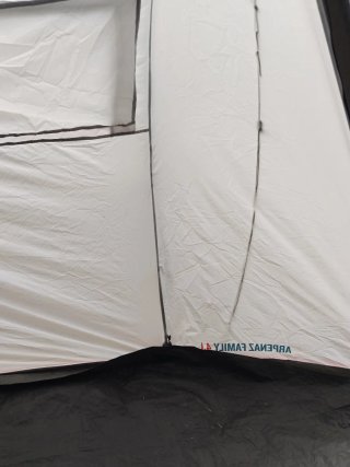 Tienda campaña familiar Quechua UPF3