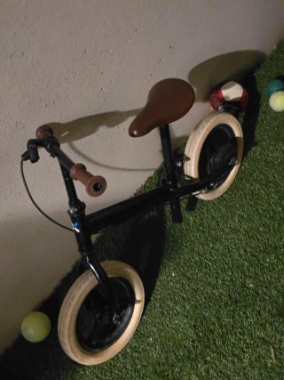 Bicicleta sin pedales B'Twin Decathlon con freno