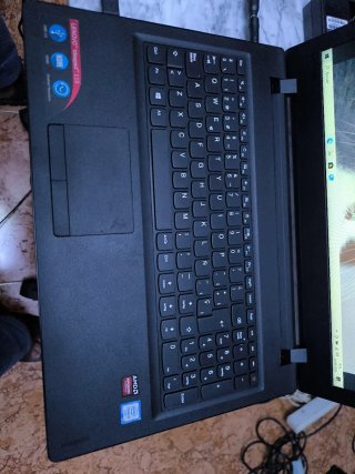Ordenador Portátil Lenovo Negro