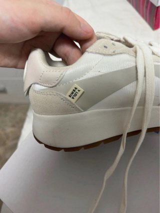 Zapatillas Bimba y Lola Beige/Blanco