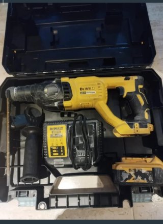 Taladro Percutor DeWalt 18V Brushless
