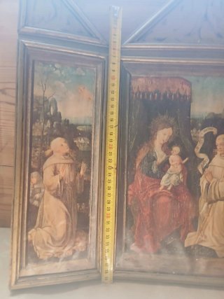Tríptico religioso antiguo