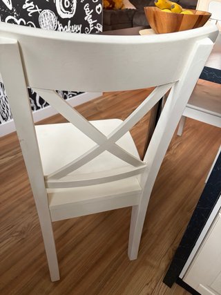 Dos (2) Sillas ROSENTORP IKEA blanca madera