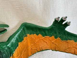 Dinosaurio Pterodáctilo Juguete Verde Naranja
