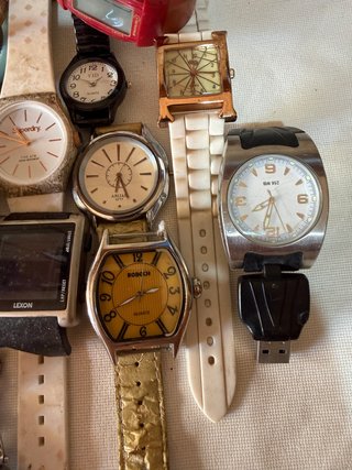 Lotto 18 Orologi da Polso Uomo/Donna